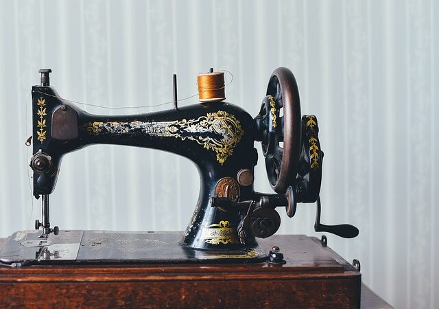 How To Oil The Sewing Machine? A Step By Step Guide